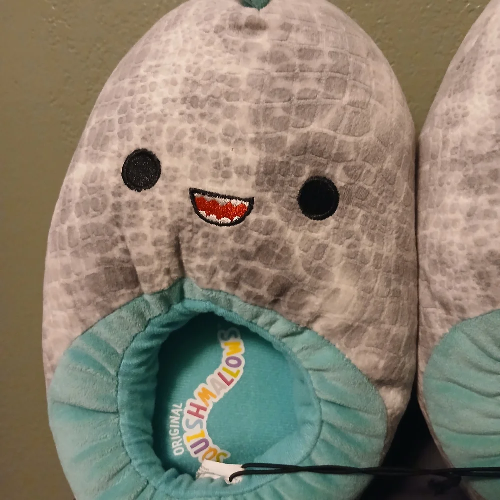 Squishmallows Kids' Dinosaur Slippers - Picture 5 of 5